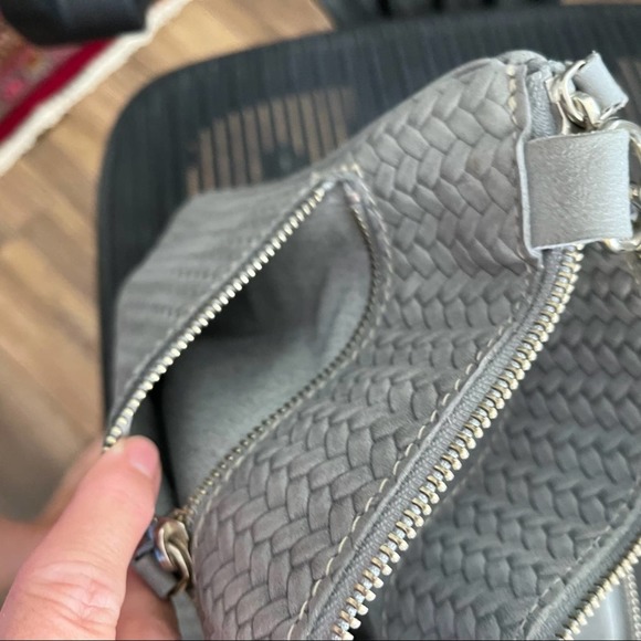 Roots Herringbone Leather Crossbody Bag - Picture 8 of 8